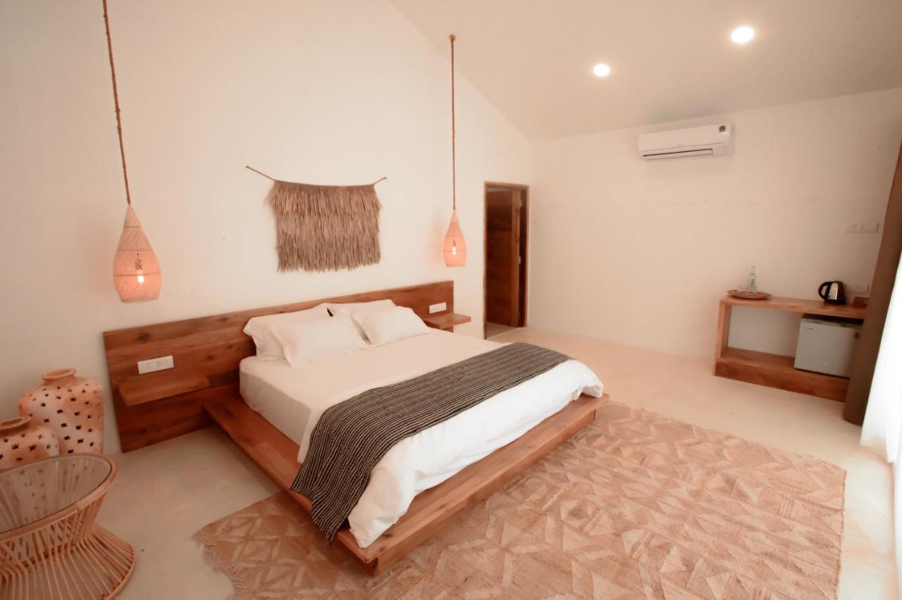 Thalassa Beach Boutique Resort Gamle Goa Eksteriør bilde