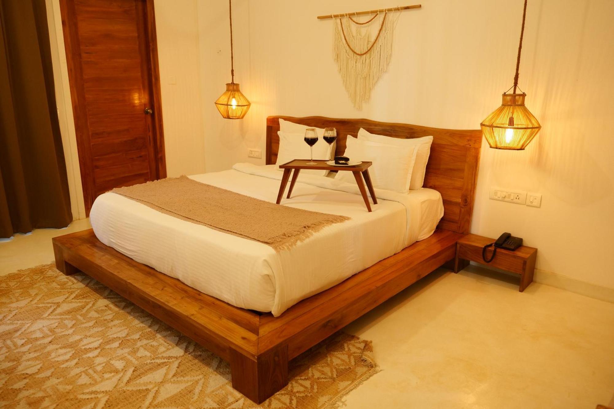 Thalassa Beach Boutique Resort Gamle Goa Eksteriør bilde