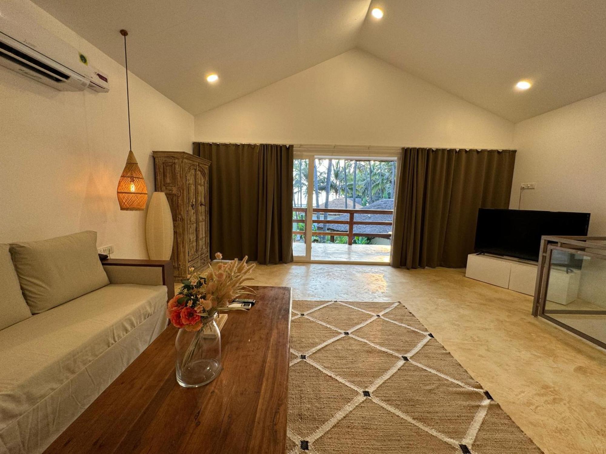 Thalassa Beach Boutique Resort Gamle Goa Eksteriør bilde