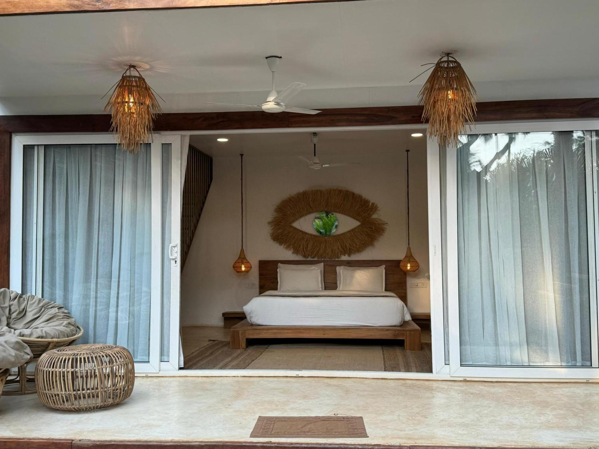 Thalassa Beach Boutique Resort Gamle Goa Eksteriør bilde