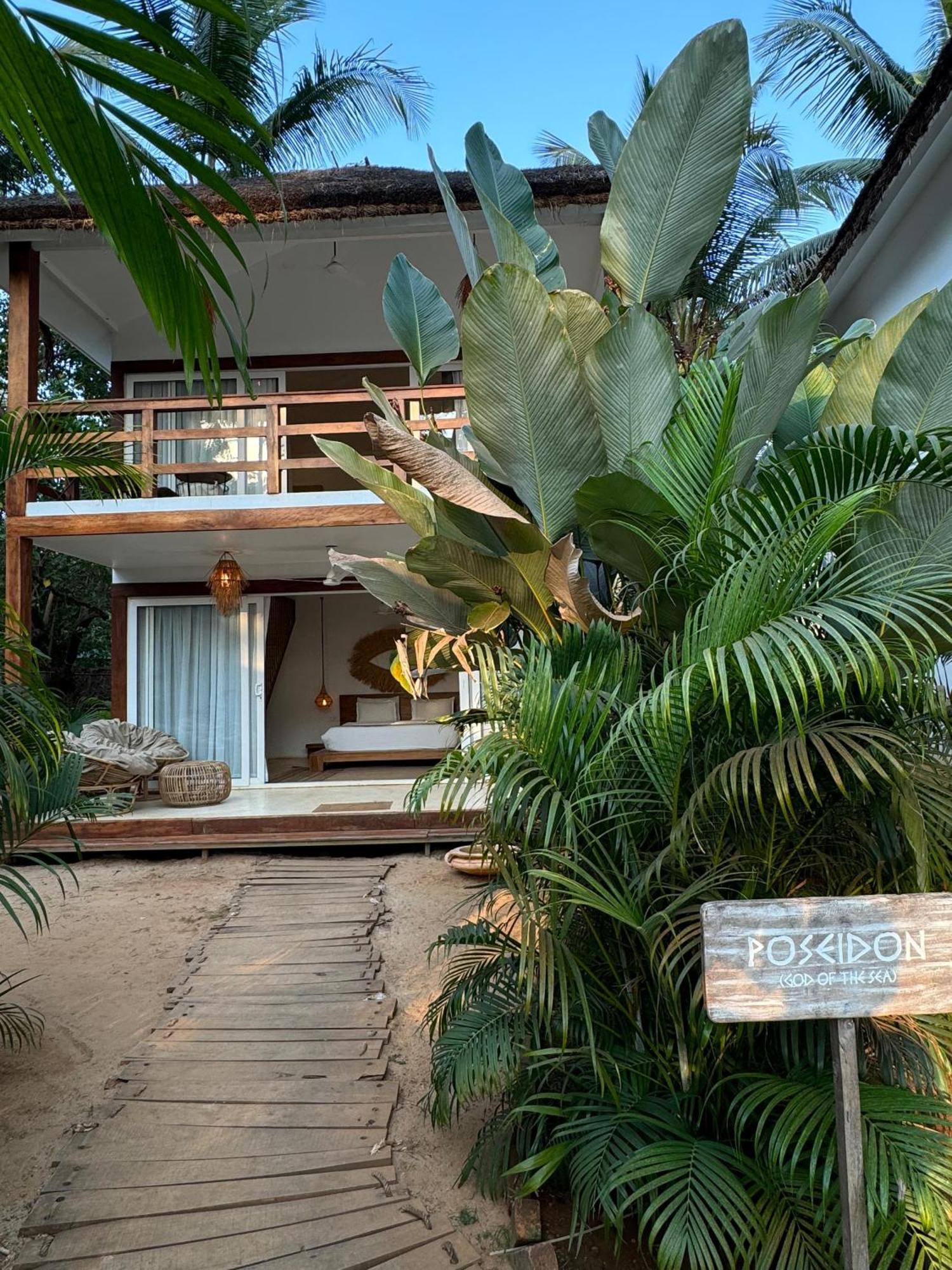 Thalassa Beach Boutique Resort Gamle Goa Eksteriør bilde
