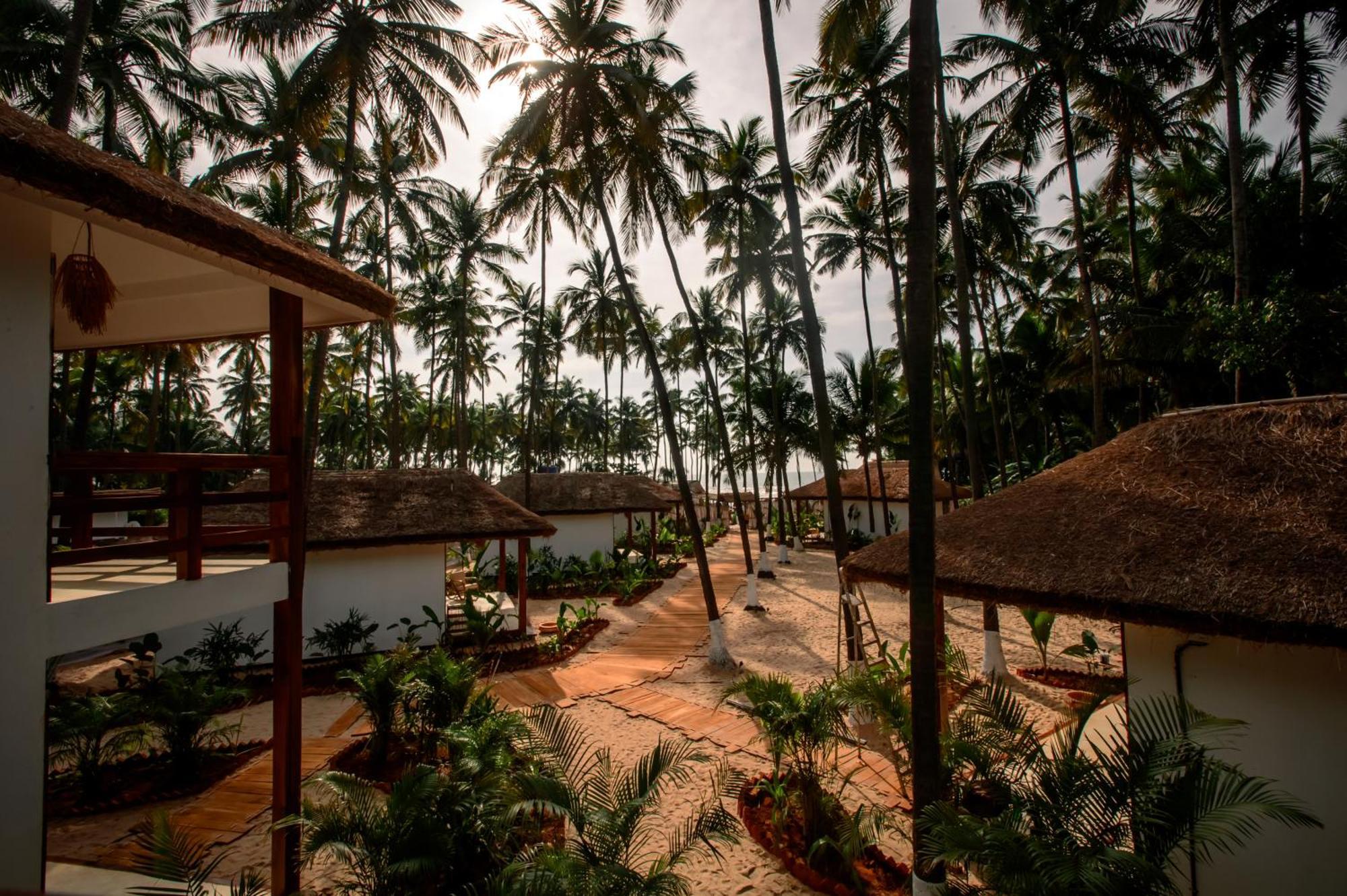 Thalassa Beach Boutique Resort Gamle Goa Eksteriør bilde